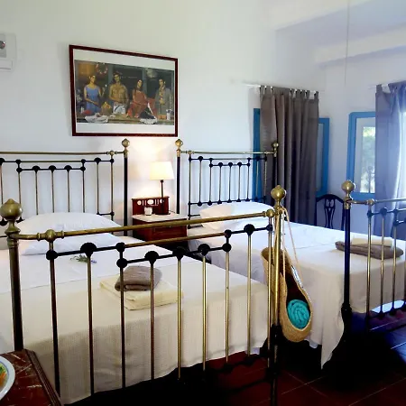 Sleeps 16 With Pool And Wifi * Chlomos